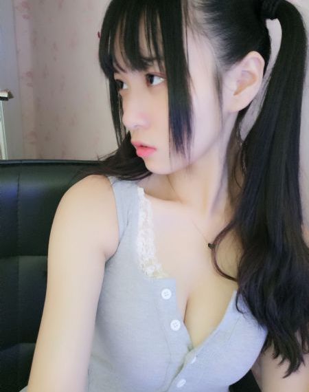 漂亮的姨母