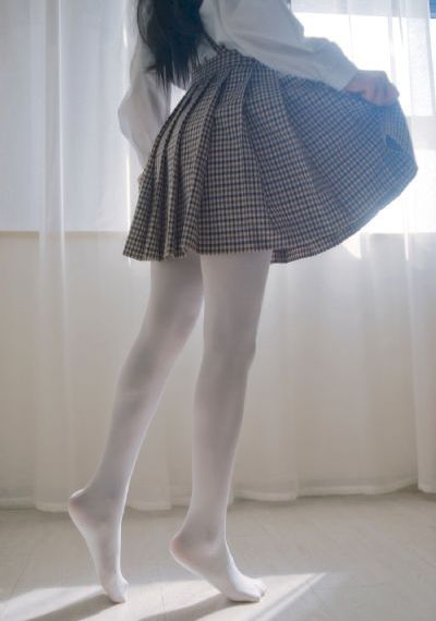 七天眼镜妹三部