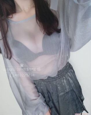 美女下部私部位撒尿